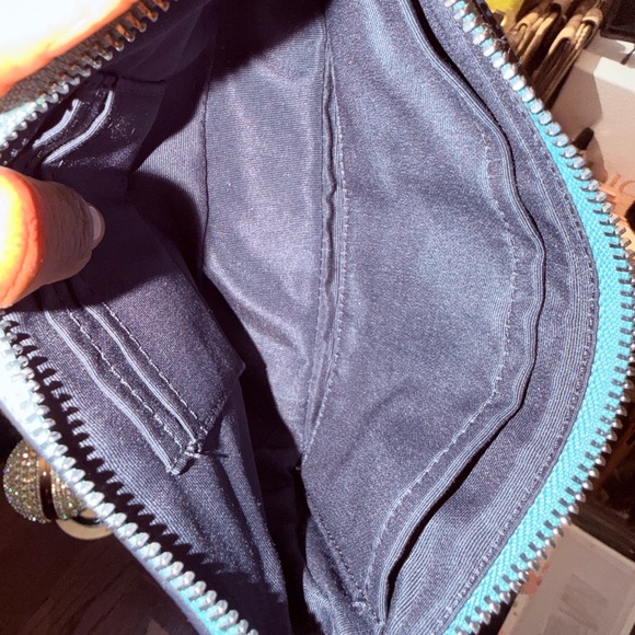 COACH CHALK HAWAIIAN FLORAL EMBROIDERY BEADED LARGE WRISTLET (LE) - Picture 11 of 15